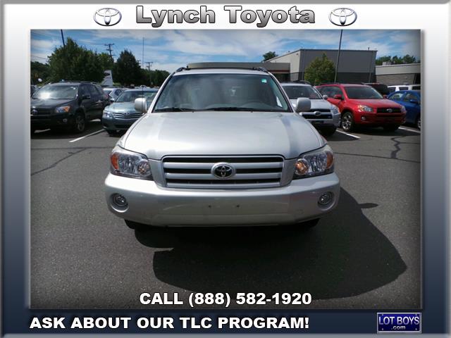 2005 Toyota Highlander Base