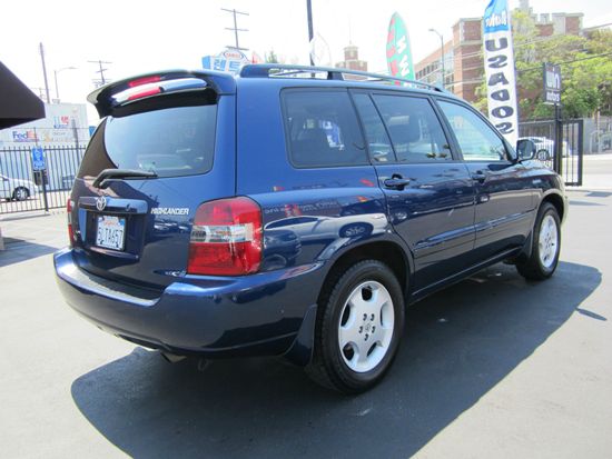 2005 Toyota Highlander QUAD CAB W