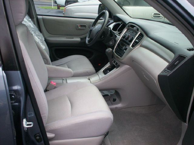 2005 Toyota Highlander Unknown