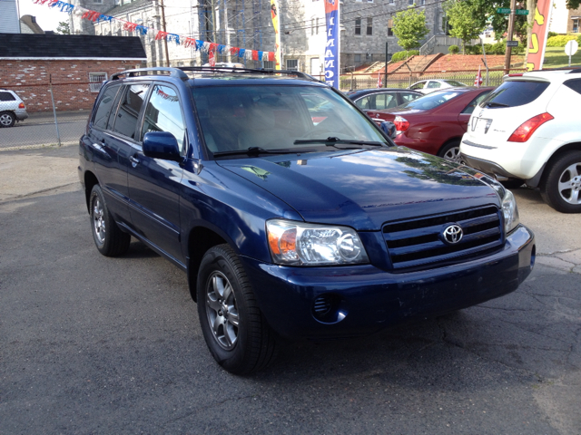 2005 Toyota Highlander Ram 3500 Diesel 2-WD