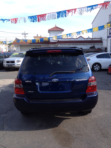 2005 Toyota Highlander Ram 3500 Diesel 2-WD