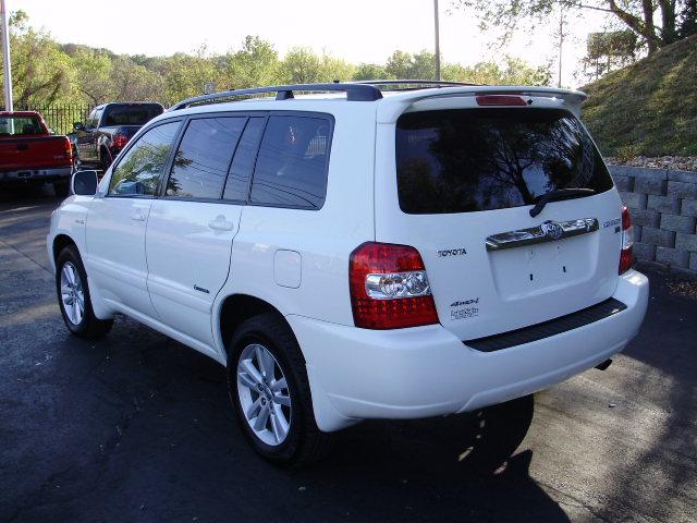 2006 Toyota Highlander Gladiator Conversion