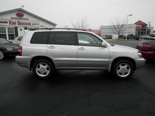 2006 Toyota Highlander Regency Conversion Van