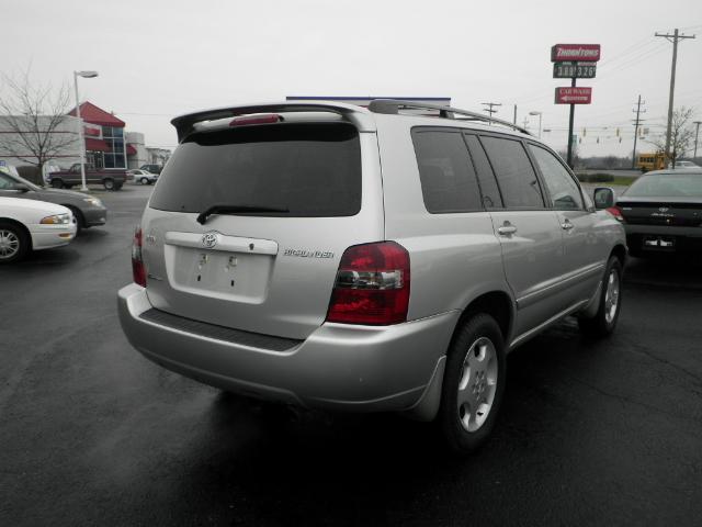 2006 Toyota Highlander Regency Conversion Van