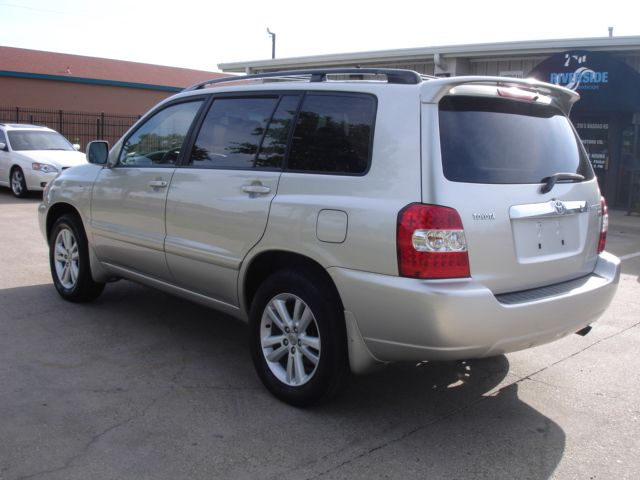 2006 Toyota Highlander 2500 EXT LWB