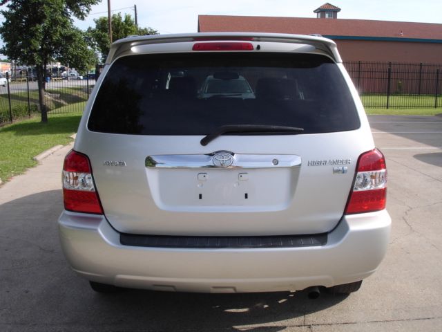 2006 Toyota Highlander 2500 EXT LWB