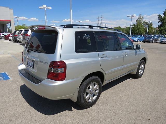 2007 Toyota Highlander 2009 Nissan S