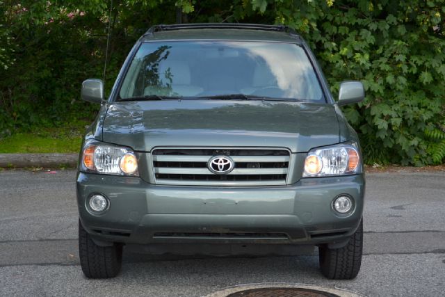 2007 Toyota Highlander Ram 3500 Diesel 2-WD