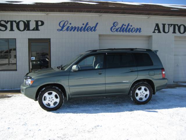 2007 Toyota Highlander MOON Roof, Finance From 3.9