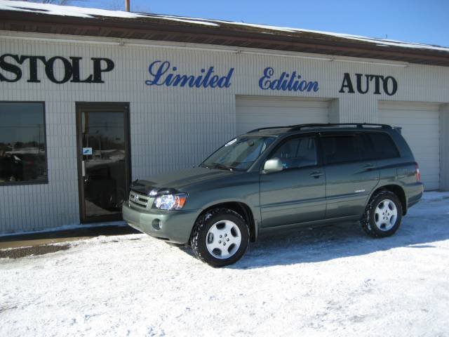 2007 Toyota Highlander MOON Roof, Finance From 3.9