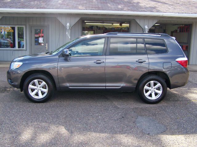 2008 Toyota Highlander Ram 3500 Diesel 2-WD