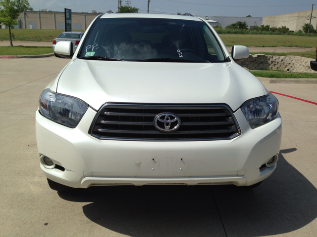 2008 Toyota Highlander Elk Conversion Van