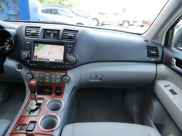 2008 Toyota Highlander 4dr Sdn Touring Signature RWD Sedan