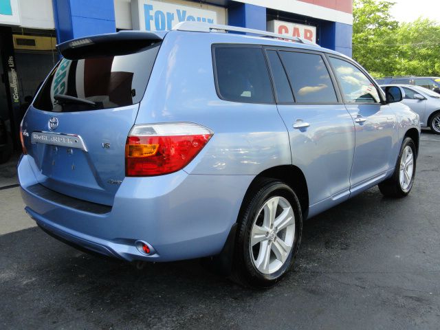 2008 Toyota Highlander 4dr Sdn Touring Signature RWD Sedan