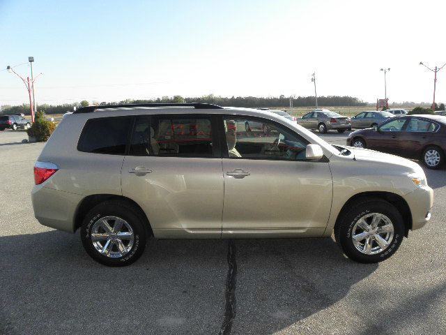 2008 Toyota Highlander 528ia 4dr Sdn Auto Sedan