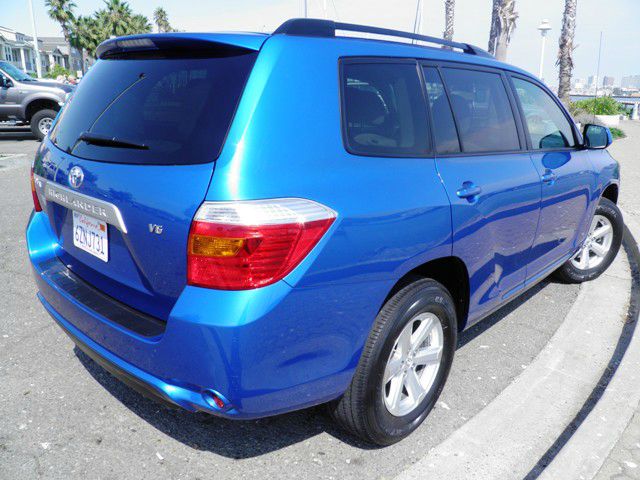 2008 Toyota Highlander 176 W.B. 4D