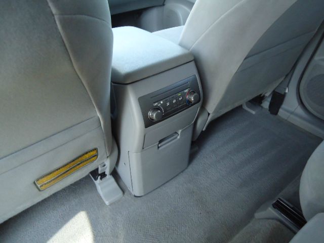 2008 Toyota Highlander 528ia 4dr Sdn Auto Sedan