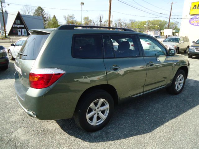 2008 Toyota Highlander 528ia 4dr Sdn Auto Sedan