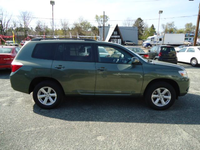 2008 Toyota Highlander 528ia 4dr Sdn Auto Sedan