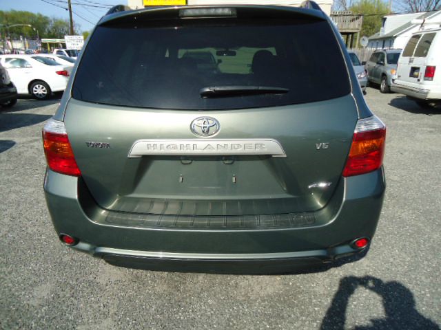 2008 Toyota Highlander 528ia 4dr Sdn Auto Sedan