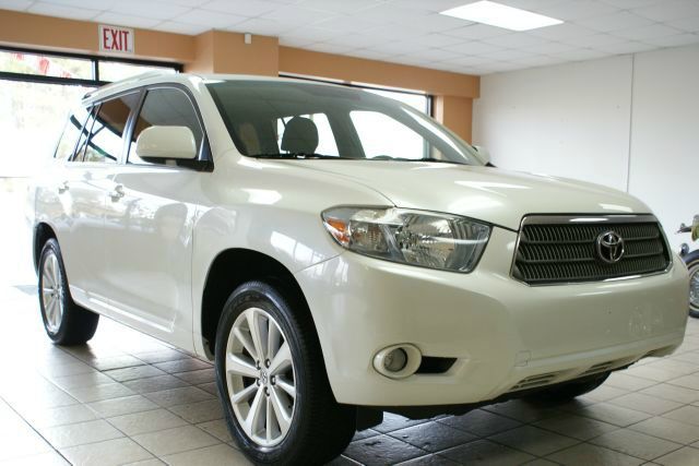 2009 Toyota Highlander Clk430 2500 DOWN WE Finance