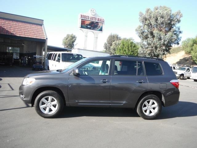 2009 Toyota Highlander E550 4matic AMG