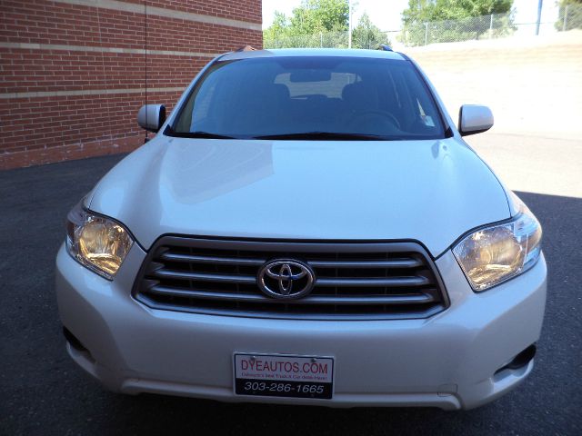 2010 Toyota Highlander 528ia 4dr Sdn Auto Sedan