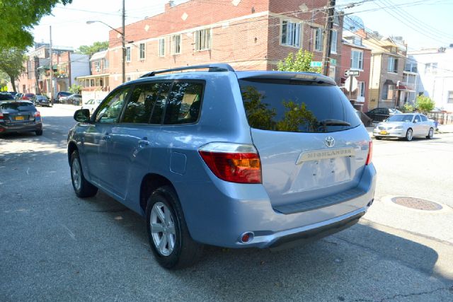 2010 Toyota Highlander 4X4 QUAD CAB GAS SLT