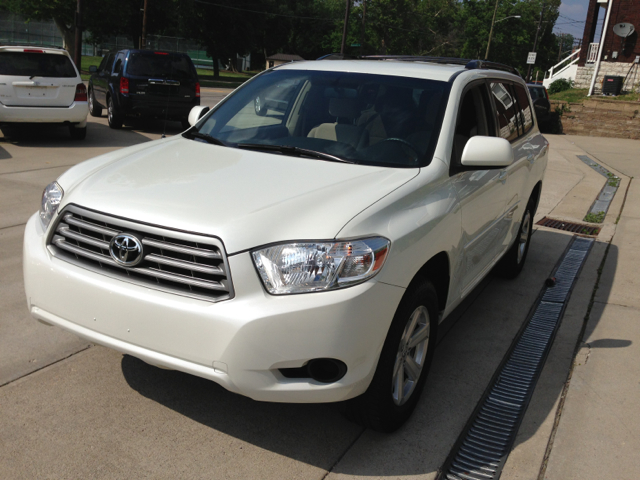 2010 Toyota Highlander 4X4 QUAD CAB GAS SLT