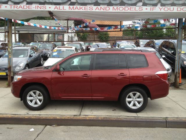 2010 Toyota Highlander GT Firehawk