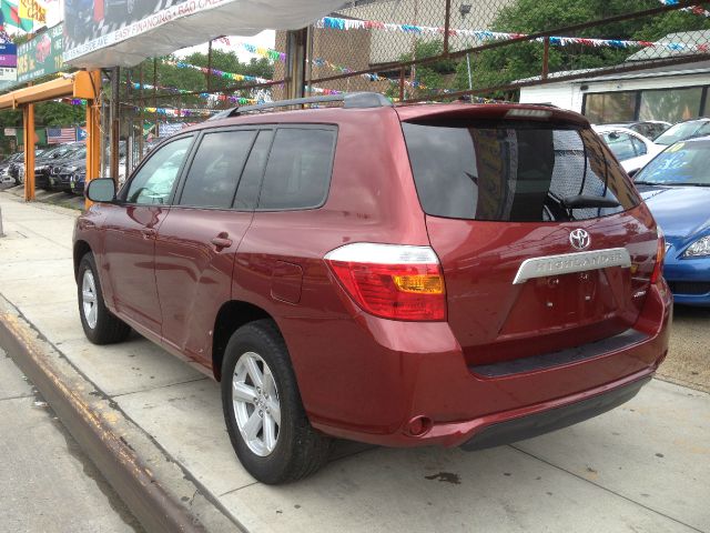 2010 Toyota Highlander GT Firehawk