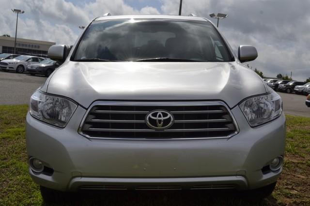 2010 Toyota Highlander LS Flex Fuel 4x4 This Is One Of Our Best Bargains