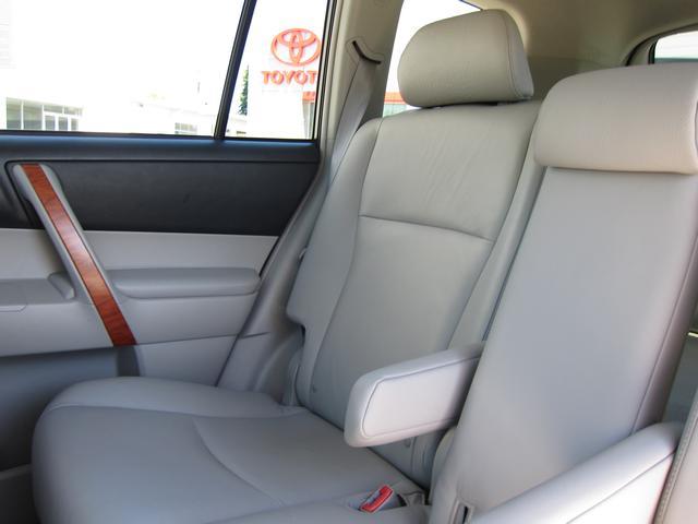 2010 Toyota Highlander SLT 25