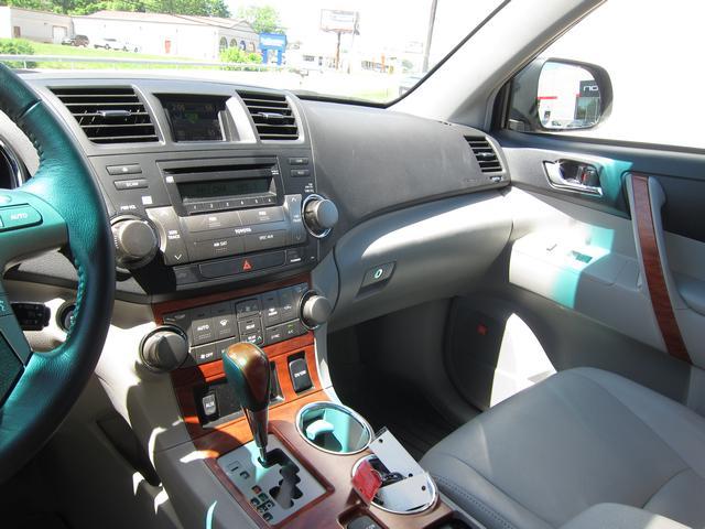 2010 Toyota Highlander SLT 25