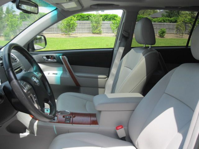 2010 Toyota Highlander Super