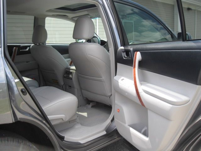 2010 Toyota Highlander Super