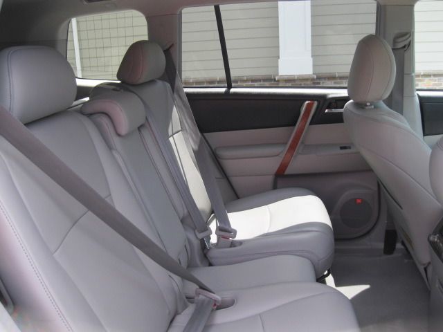 2010 Toyota Highlander Super