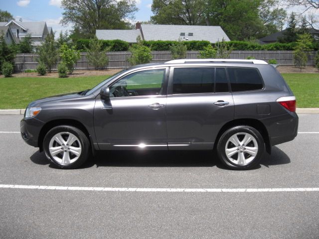 2010 Toyota Highlander Super