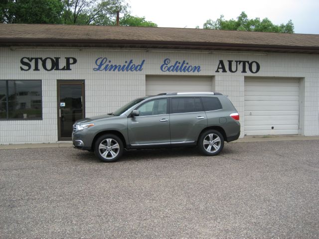 2011 Toyota Highlander Super