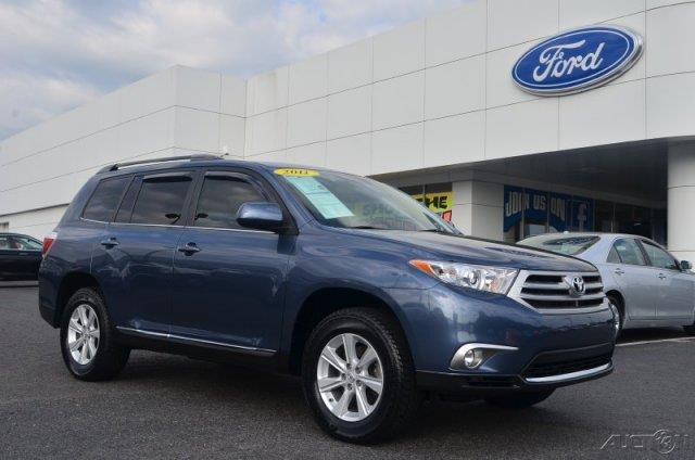 2011 Toyota Highlander Red Line