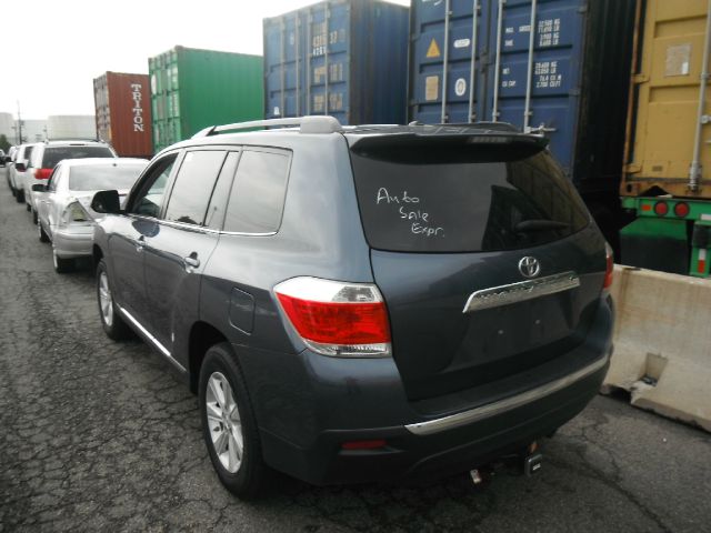 2011 Toyota Highlander 4X4 QUAD CAB GAS SLT