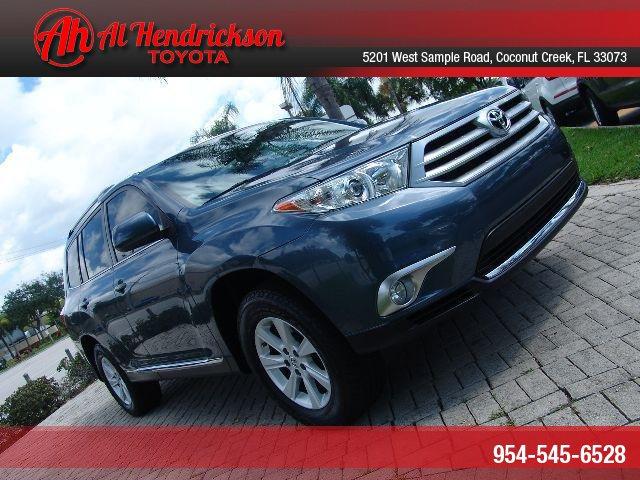 2011 Toyota Highlander SE