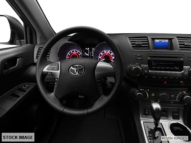 2011 Toyota Highlander Base