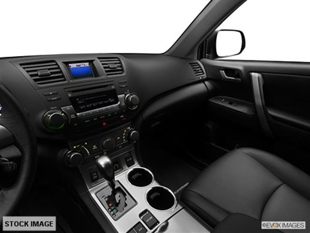 2011 Toyota Highlander Base