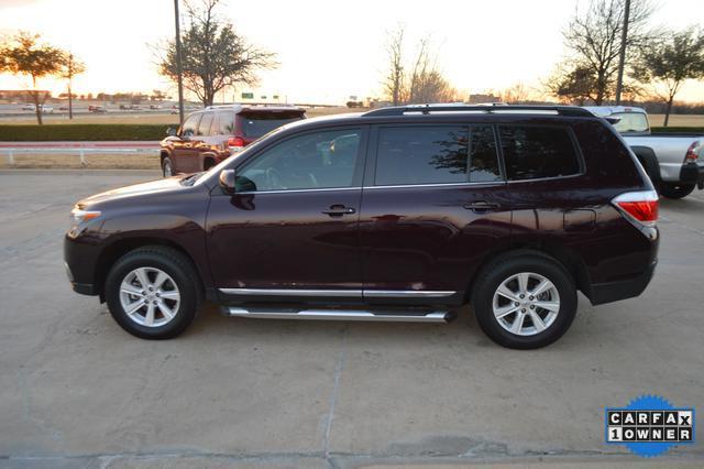 2011 Toyota Highlander Red Line