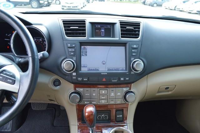 2011 Toyota Highlander SLT 25