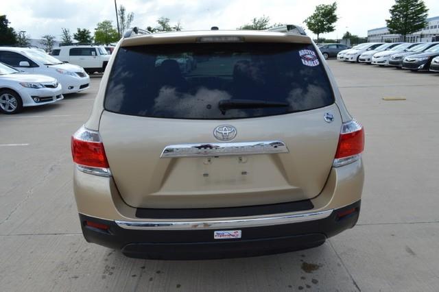 2011 Toyota Highlander SLT 25