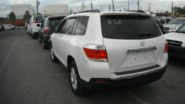 2012 Toyota Highlander 4X4 QUAD CAB GAS SLT