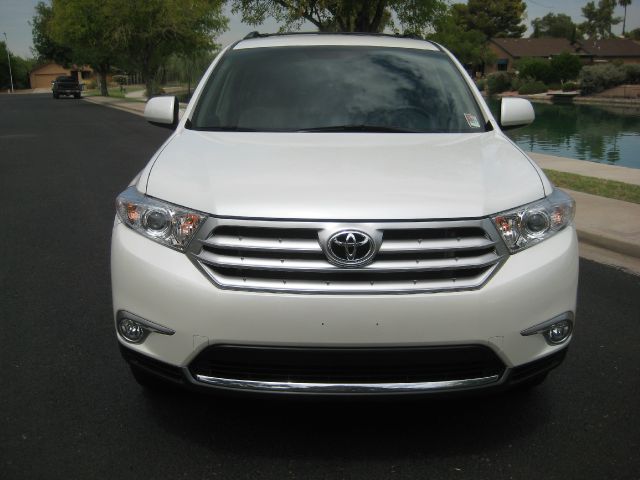 2012 Toyota Highlander SLT 2500 4x4 With 12 Inch Lift