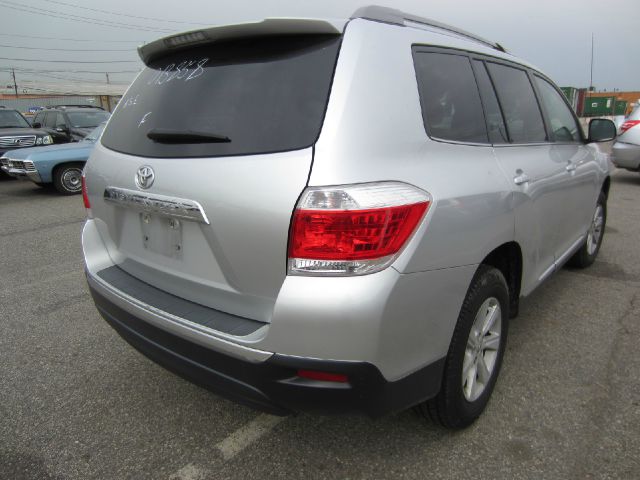 2012 Toyota Highlander 4X4 QUAD CAB GAS SLT